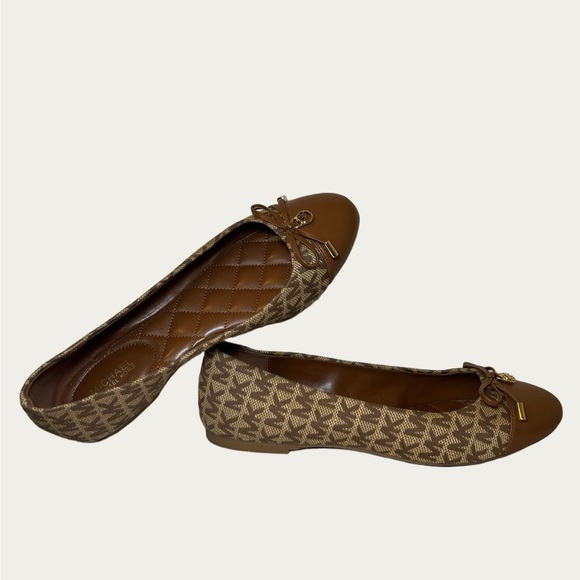 Michael Kors Shoes - Michael Kors Women’s Brown and Tan MK Logo Ballet Flats Bow Size 8.5‎